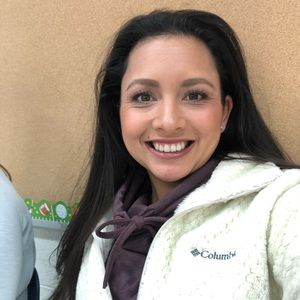 Meet your Posher, Dionne